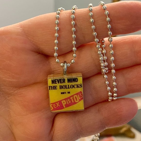 (2 for $12,4 for $20) Sex Pistols Scrabble Tile Necklace - Picture 1 of 2